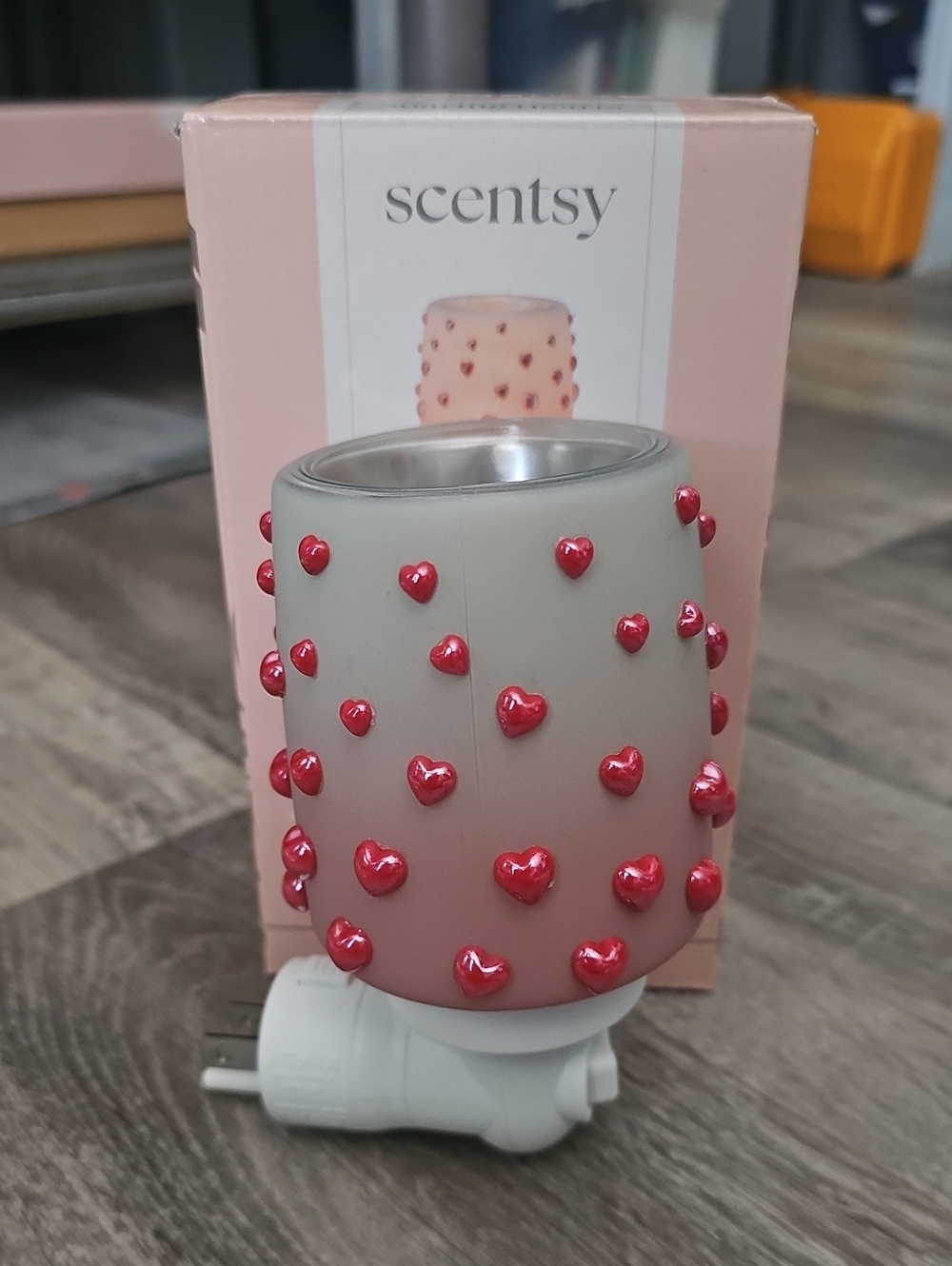 Scentsy Soaring Hearts Mini Warmer - Rare Whiff Box Exclusive!